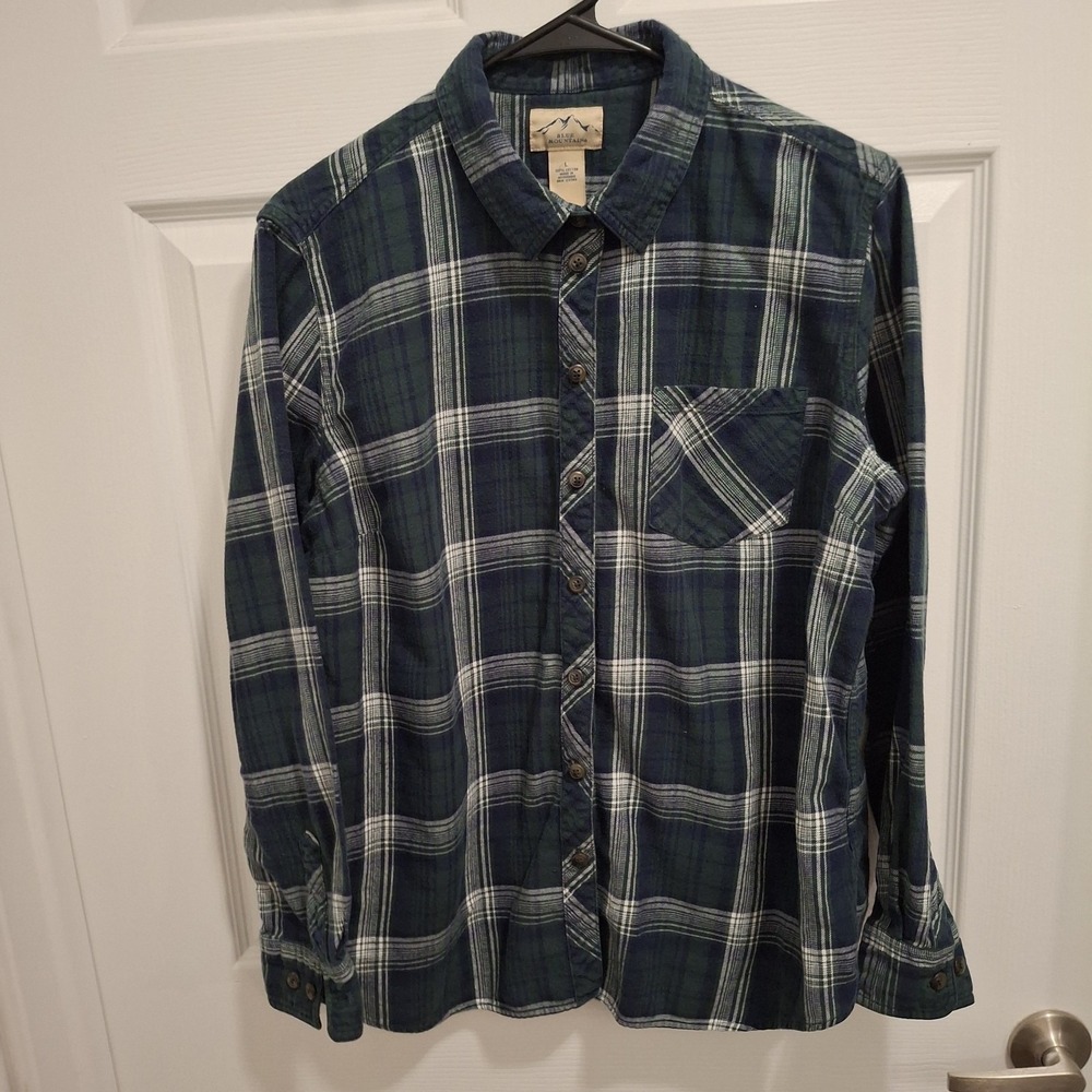 3/$15 Blue Mountain Large Green Plaid Button-Down Pockets Flannel Workwear Shirt